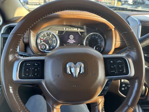 Used 2020 RAM 2500 Laramie AWD/4WD image 12