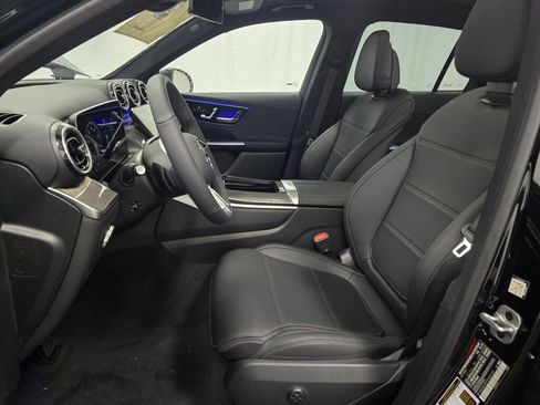New 2026 Mercedes-Benz GLC 300 4MATIC image 13
