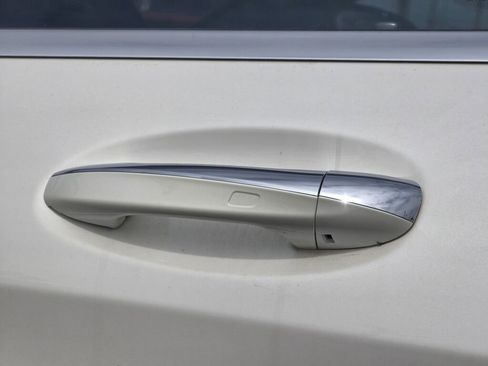 Used 2020 Mercedes-Benz S 450 Sedan image 11