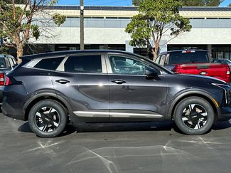 New 2026 Kia Sportage LX video 3