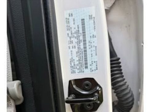 Used 2016 Ford F150 Lariat RWD image 10