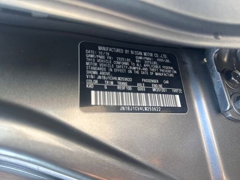 Used 2020 Nissan Rogue Sport S image 31