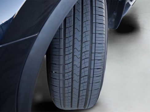 Certified 2022 Toyota Highlander XLE image 46