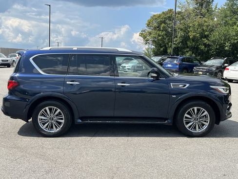 Used 2018 INFINITI QX80 4WD w/ Driver Assistance Package image 14