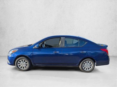 Used 2018 Nissan Versa SV image 8