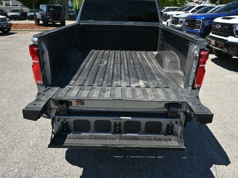 Used 2025 Chevrolet Silverado 2500 LTZ w/ LTZ Plus Package AWD/4WD image 33