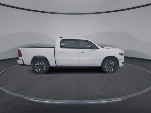 New 2026 RAM 1500 Laramie AWD/4WD image 17