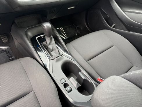 Used 2023 Toyota Corolla LE FWD image 18