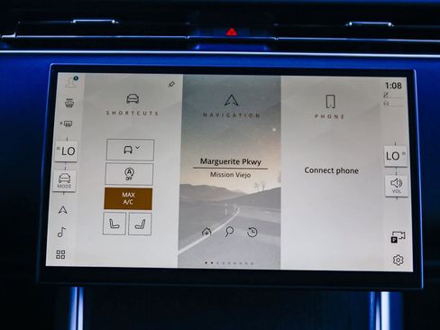 New 2026 Land Rover Range Rover Long Wheelbase SE image 14