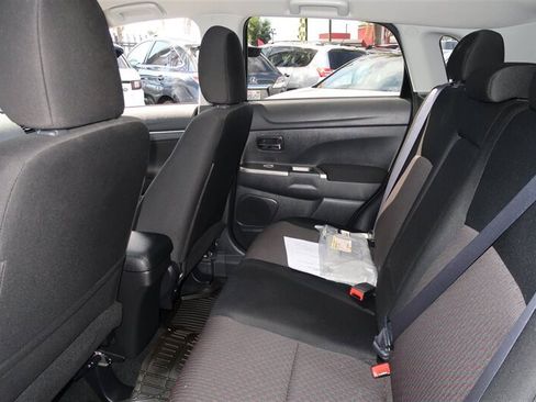 Used 2019 Mitsubishi Outlander Sport ES image 9