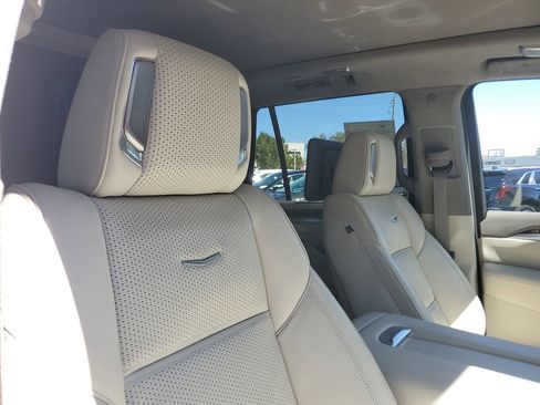 Certified 2025 Cadillac Escalade Sport Platinum w/ LPO, Floor Liner Package image 23