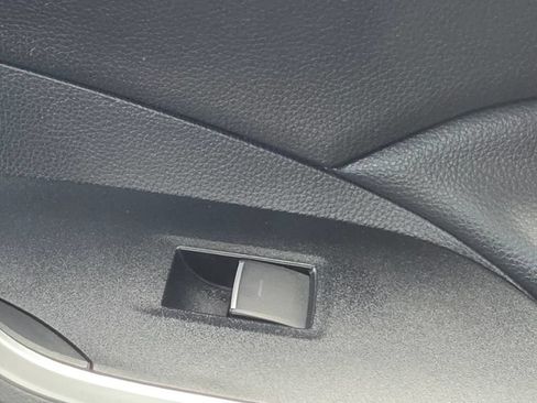 Used 2023 Toyota RAV4 XLE FWD image 13