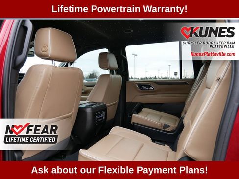 Used 2023 Chevrolet Suburban Premier AWD/4WD image 15