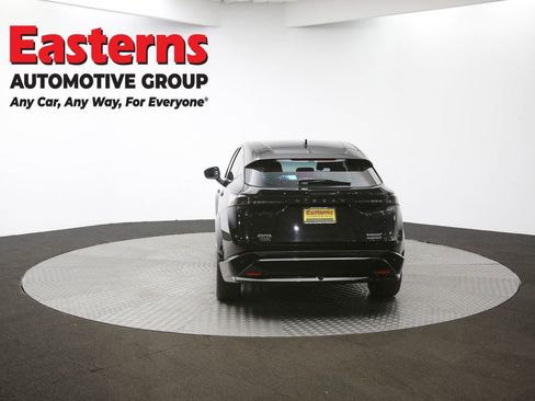 Used 2023 Nissan Ariya AWD image 65