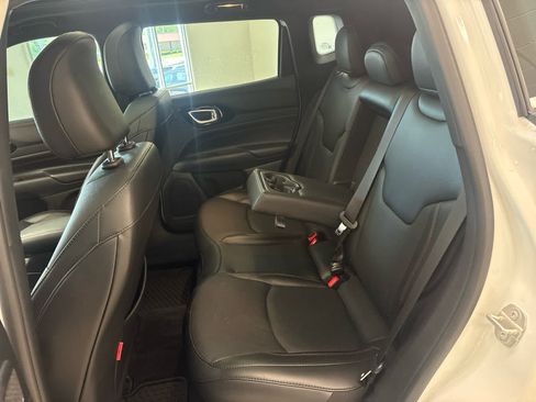 Used 2023 Jeep Compass Trailhawk w/ Trailhawk Elite Group AWD/4WD image 14