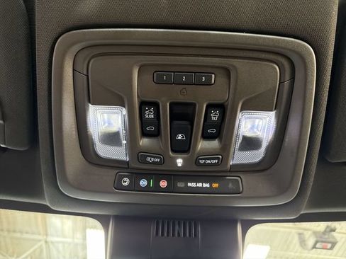 Certified 2024 GMC Sierra 1500 Denali AWD/4WD image 22