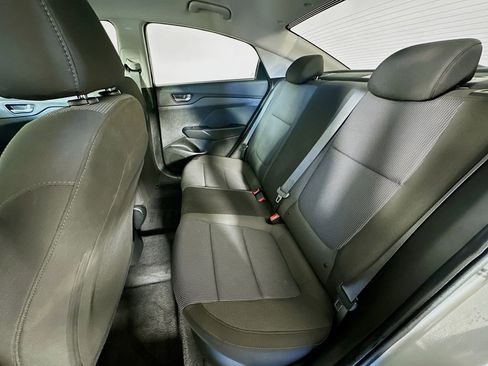 Used 2022 Hyundai Accent SE FWD image 27