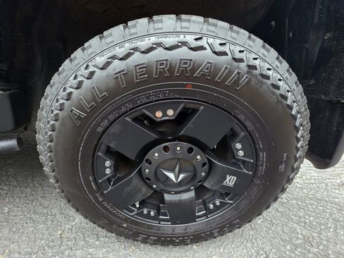 Used 2012 Toyota FJ Cruiser 4WD w/ Upgrade Pkg image 11