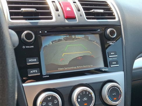 Used 2017 Subaru Crosstrek 2.0i Premium image 18