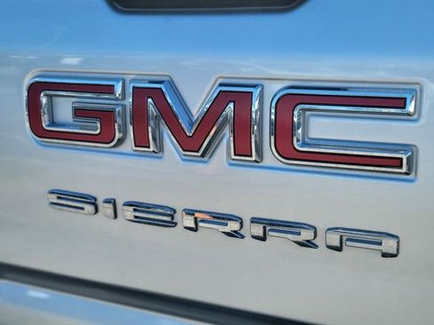 Used 2020 GMC Sierra 3500 SLE w/ SLE Value Package image 5