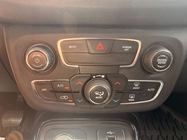 Used 2020 Jeep Compass Limited AWD/4WD image 5