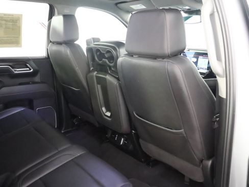 Used 2025 GMC Sierra 1500 SLT AWD/4WD image 45