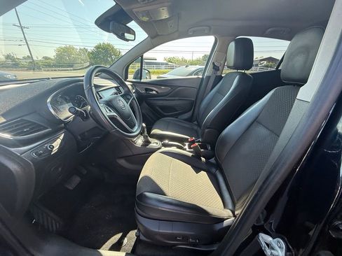 Used 2021 Buick Encore Preferred w/ Safety Package image 12