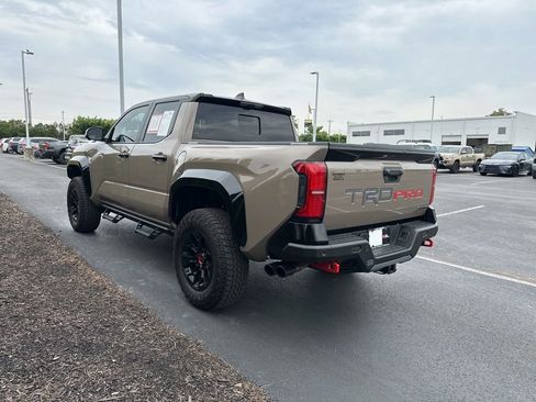 Certified 2025 Toyota Tacoma TRD Pro AWD/4WD image 5