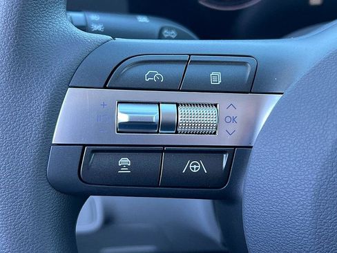 New 2026 Hyundai Kona SE image 12