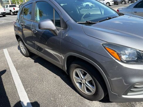 Used 2020 Chevrolet Trax LS w/ Tint and Cruise Package FWD image 12
