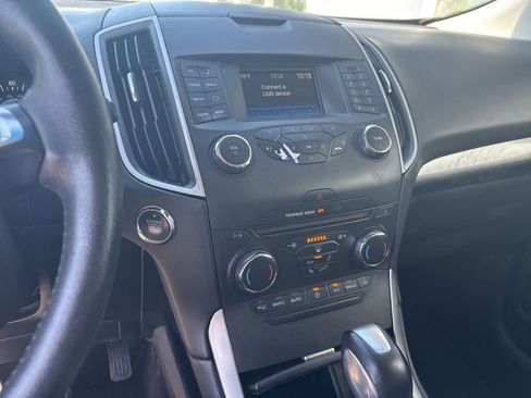 Used 2017 Ford Edge SEL AWD/4WD image 8