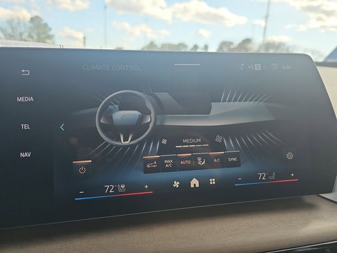 New 2026 BMW X1 xDrive28i w/ Technology Package image 22