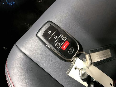 Used 2024 Toyota RAV4 XSE w/ Weather Package AWD/4WD image 15