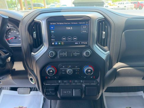 Used 2023 Chevrolet Silverado 2500 LT w/ Convenience Package AWD/4WD image 29