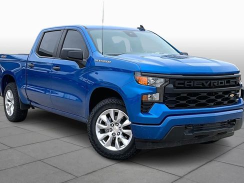 Used 2023 Chevrolet Silverado 1500 Custom AWD/4WD image 4