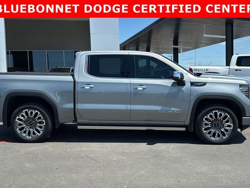 Used 2024 GMC Sierra 1500 Denali Ultimate AWD/4WD image 6