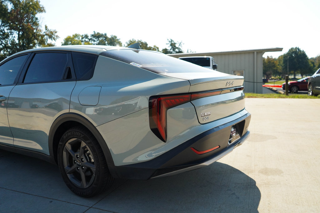 Used 2025 Kia K4 FWD image 20