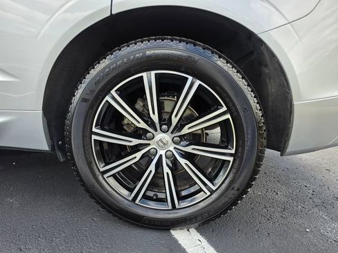 Used 2020 Volvo XC60 T5 Inscription FWD image 11