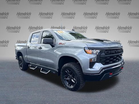 Used 2026 Chevrolet Silverado 1500 Custom Trail Boss AWD/4WD image 2