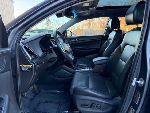 Used 2018 Hyundai Tucson Limited w/ Ultimate Package 02 FWD image 11
