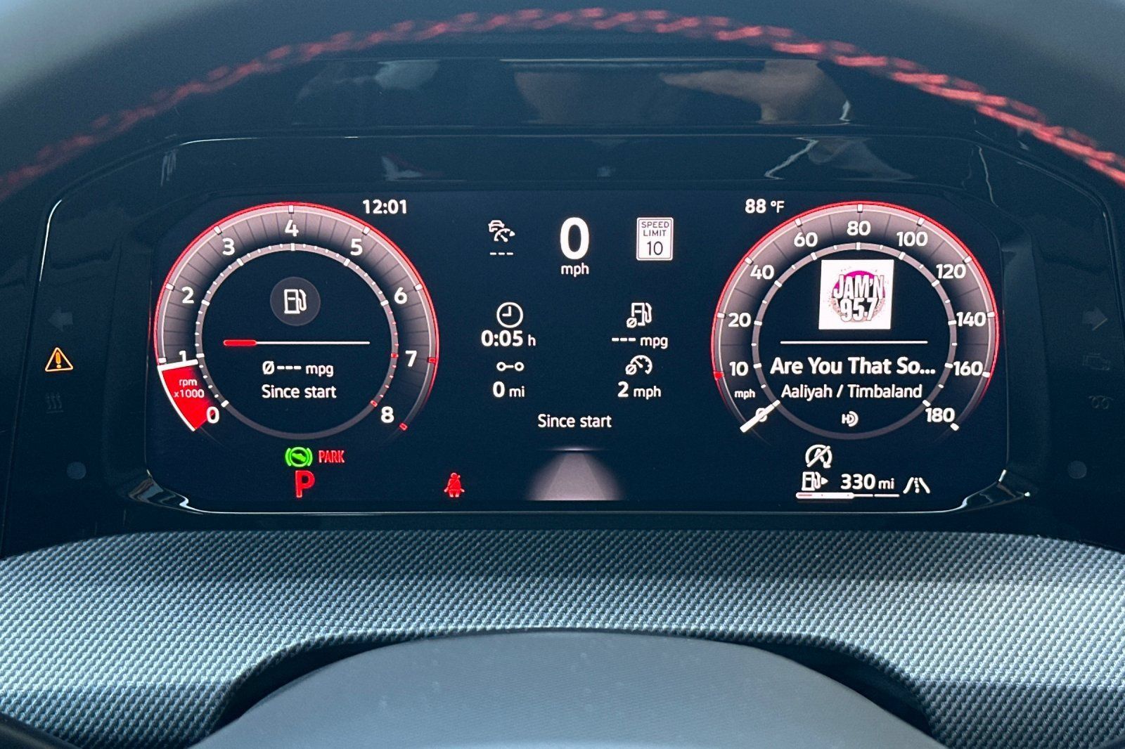 New 2026 Volkswagen GTI SE FWD image 22