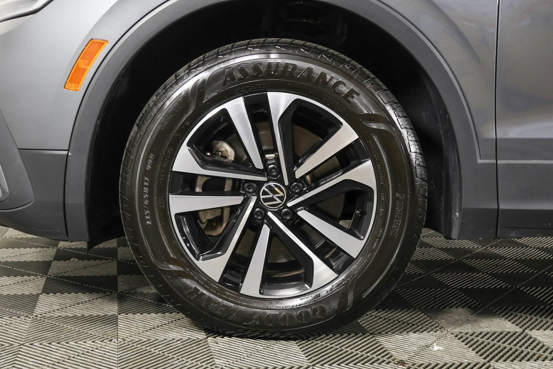 Used 2023 Volkswagen Tiguan S FWD image 22