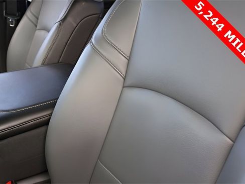 Used 2024 RAM 2500 Tradesman w/ Chrome Appearance Group image 17