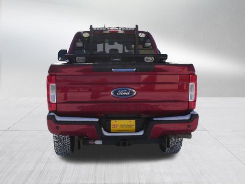 Used 2019 Ford F350 Lariat image 6