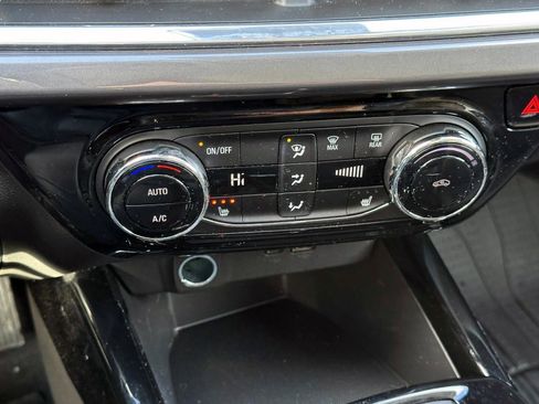 Certified 2024 Chevrolet Trax ACTIV image 24