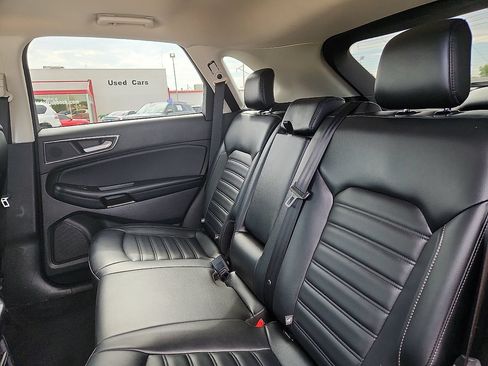 Used 2023 Ford Edge SEL AWD/4WD image 5