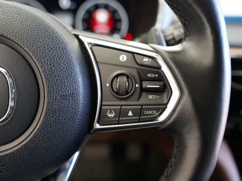 Used 2023 Acura MDX SH-AWD w/ Technology Package image 16