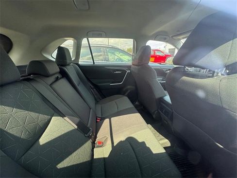 Used 2023 Toyota RAV4 XLE image 4