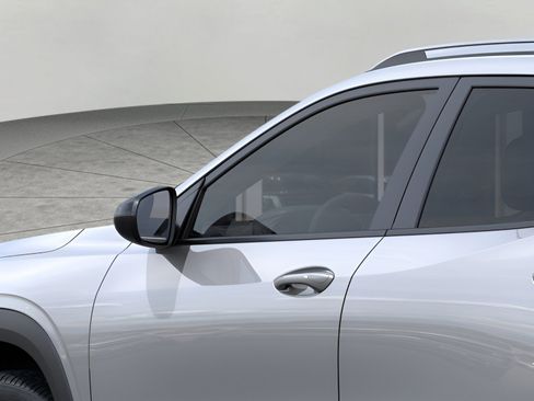 New 2026 Chevrolet Trax ACTIV w/ Driver Confidence Package image 12