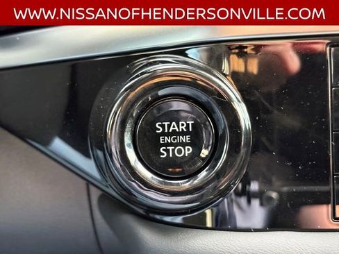 New 2026 Nissan Pathfinder SL AWD/4WD image 17